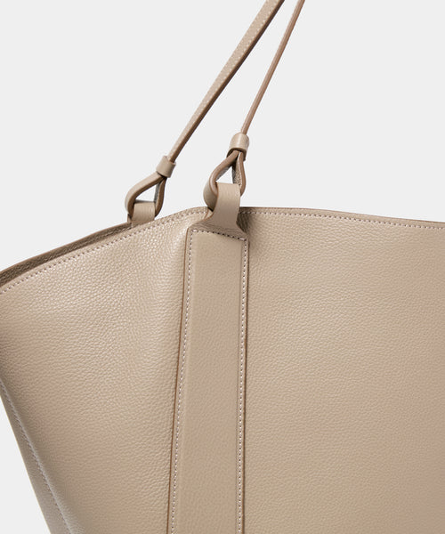 Le Gina Tote